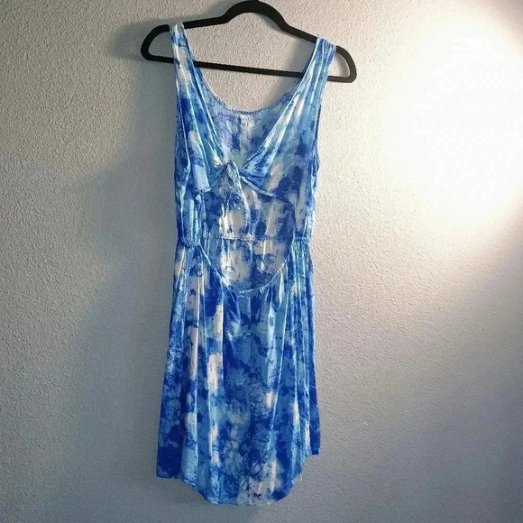 Rue 21 Blue and White Tie Dye Open Back Mini Dress Women's Juniors Size Large - Picture 4 of 10